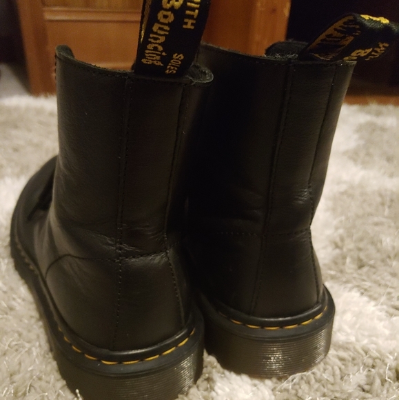 DOC MARTEN boots - Picture 4 of 5
